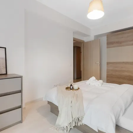 Maia Apartment *